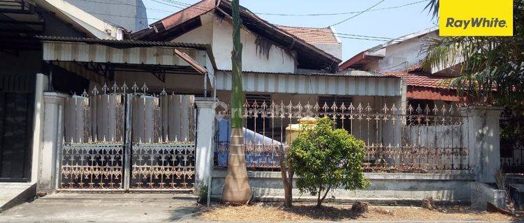 Rumah Dijual Darmo Indah Timur, Darmo Permai, Tandes, Surabaya 1