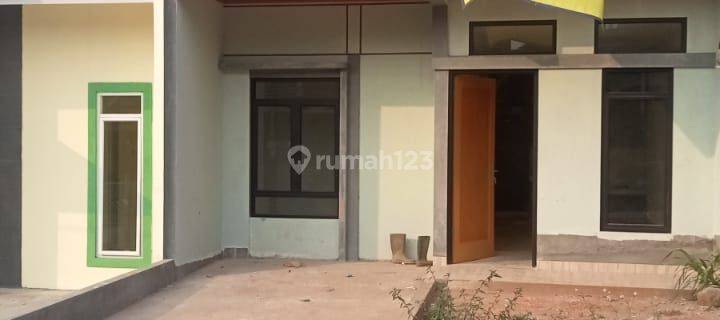 Rumah 2 Lantai Lokasi Strategis Di Cibubur Bekasi 1