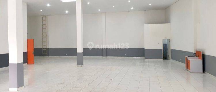 Disewakan Gudang 1200m2 Lokasi Cocok Utk Ekspedisi Jakarta Barat 1