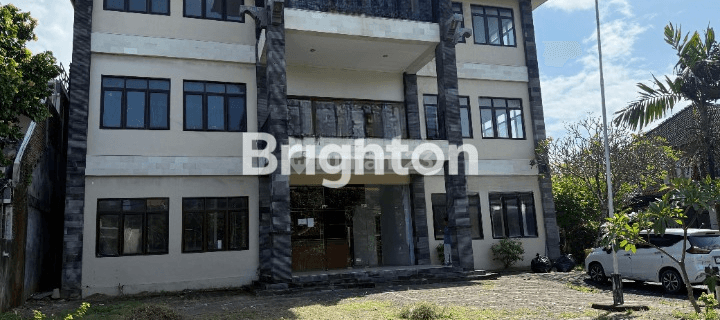 Gedung Di By Pass Ngurah Rai dekat Dengan Bandara Internasional 1