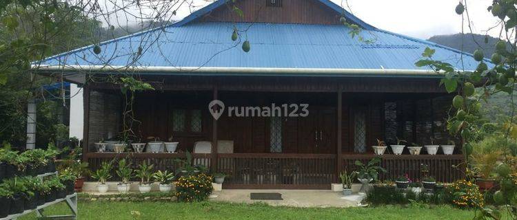 DIJUAL CEPAT RUMAH VILLA 2 LANTAI DI MODOINDING SULAWESI UTARA 1