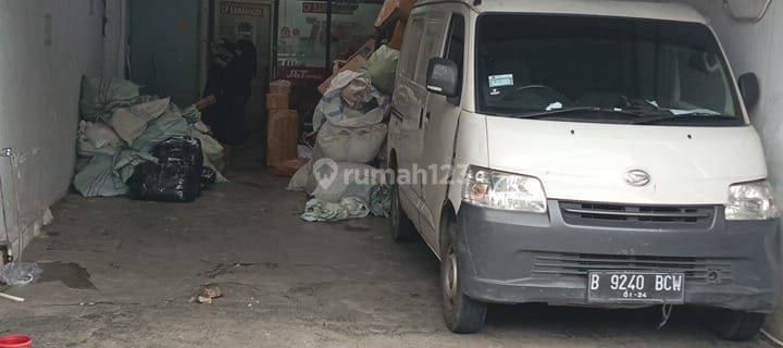 Di sewakan ruko lantai dasar jl samanhudi jakarta pusat 1