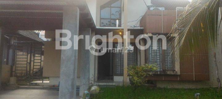 Rumah minimalis di hook di Jl. Taman  Sari Bukit Muitara 1