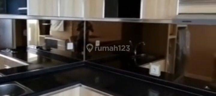 Apartement  hadap ke laut sangat  cantik bisa langsung lihat sunset 1