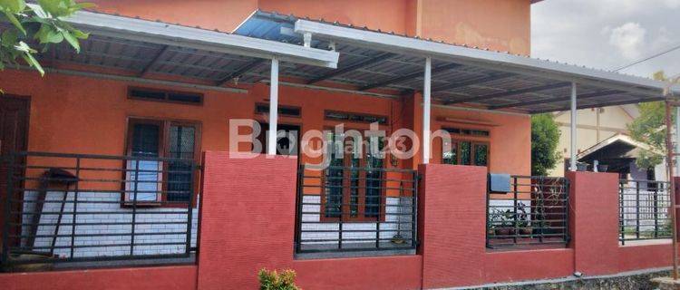 Rumah cantik minimalis modern dekat sekolah negeri dan kantor kelurahan 1