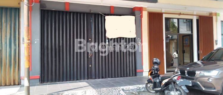 Ruko serbaguna startegise didaerah keramain dan ditengah kota 1