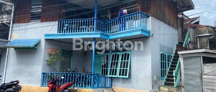 Dijual Rumah clasik berserta kost -kostan 1