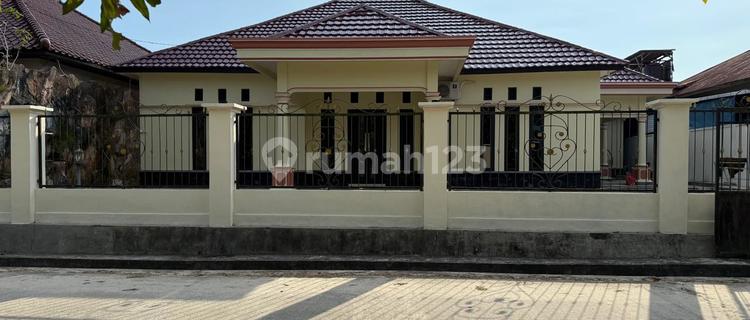 Rumah Besar Bagus Ditengah Kota Penajam Ikn 1