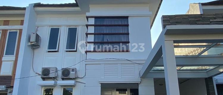 Scandinavian Semi-Furnished 2-Story House Within a Housing Complex 1