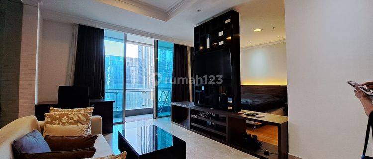 For Sale 1 + 1 Bedroom Residence 8 1