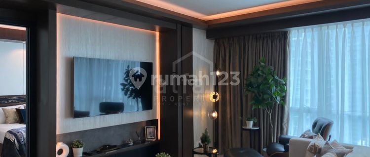 For Sale 3 + 1 Bedroom Setiabudi Skygarden Apartment 1