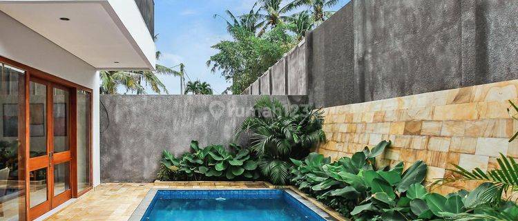 Modern Three Bed Room Villa with pool . Furnished 1