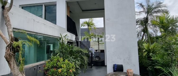 Corner House with Garden in Bintaro Sector 6, Bintaro Jaya 1