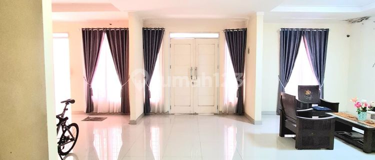 Rumah Siap Huni 2 Lantai Lokasi Strategis di Bintaro Jaya Tangsel 1