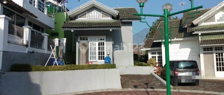 Jual Villa 1,5 Lantai di Cipanas, Bogor, Jawa Barat 1