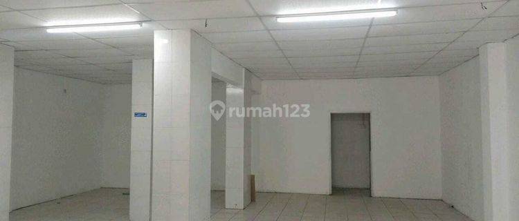 Sewa Ruang Usaha Luas Daerah Ramai Kebayoran Baru,jakarta Selatan 1