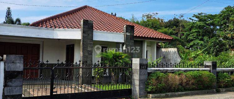 Dijual Rumah Mewah Siap Huni dekat Inti Kota Jalan Sei Padang 1