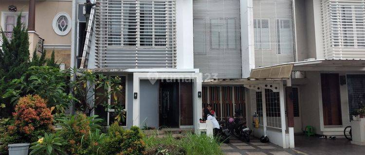 Disewakan Rumah Full Furnish Komplek Citra Garden 1