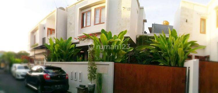 Rumah Cantik Full Furnished Denpasar Barat Bali Indonesia  1