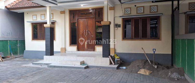 Di Kontrakan Rumah Jln Tukad Badung Renon Sewa Minimal 2 Tahun Di Depan  1