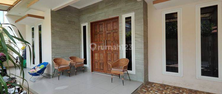 Rumah Lantai 2 Jln Tangkuban Perahu Padang Sambean Denpasar Bali  1