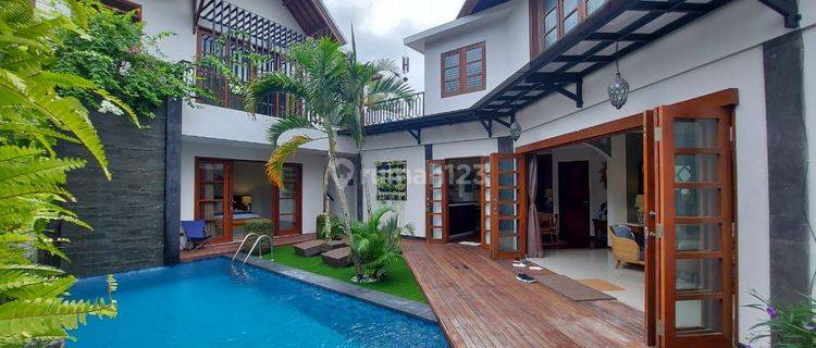 Jual Villa Seminyak Kuta Badung Bali Indonesia  1