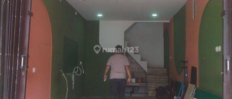 Disewakan Ruko Strategis Siap Usaha di Dipatiukur 1