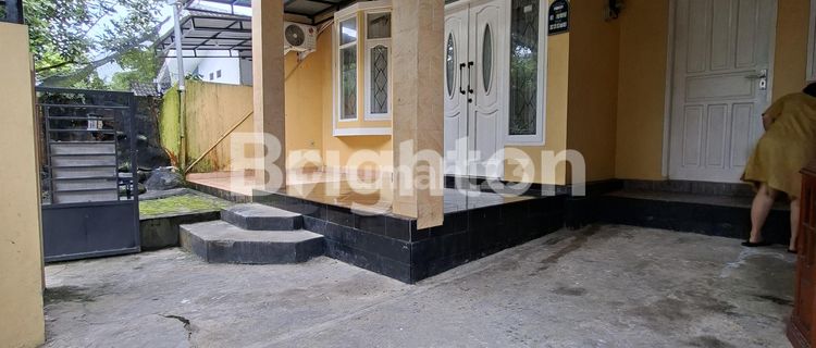 WELL-MAINTAINED HOUSE IN BALIKPAPAN REGENCY 1