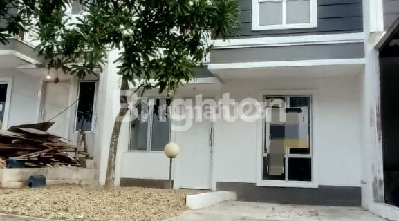 Well-Maintained Minimalist House Like New in Grand City Balikpapan 1