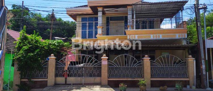 DIJUAL RUMAH BESAR DAN MEWAH TENGAH KOTA 1