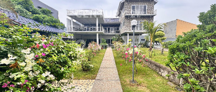 Rumah Asri Mewah Nyaman 3 Lantai Siap Huni Purwakarta Jawa Barat 1