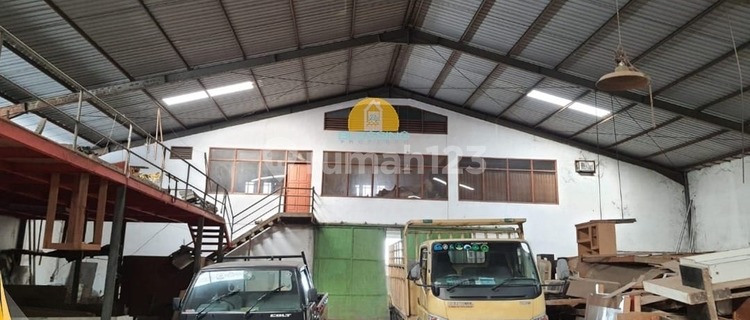 Good Strategic Warehouse Ready to Use in Teroboyo Industrial Area 1