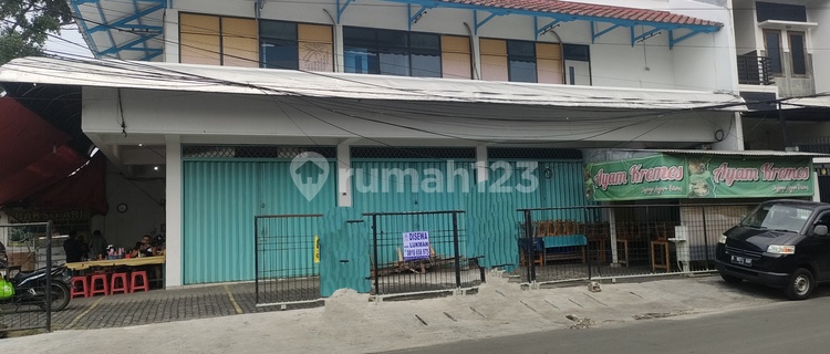 Disewakan 3 ruko gandeng di jln kedoya 1