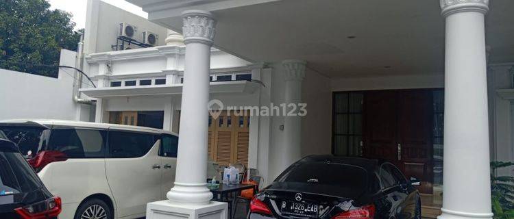 Dijual rumah mewah di menteng 1