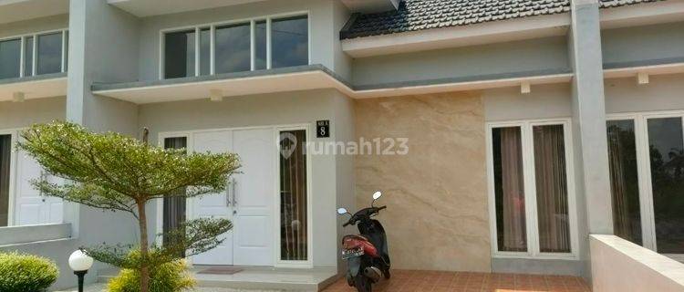 Villa Siap Huni Kota Batu Dekat Banyak Wisata  1