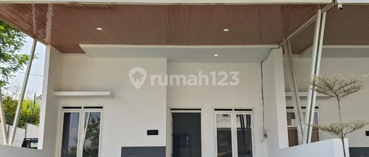 Rumah Mewah 2 Lantai Dekat Binus Dan Bandara 1
