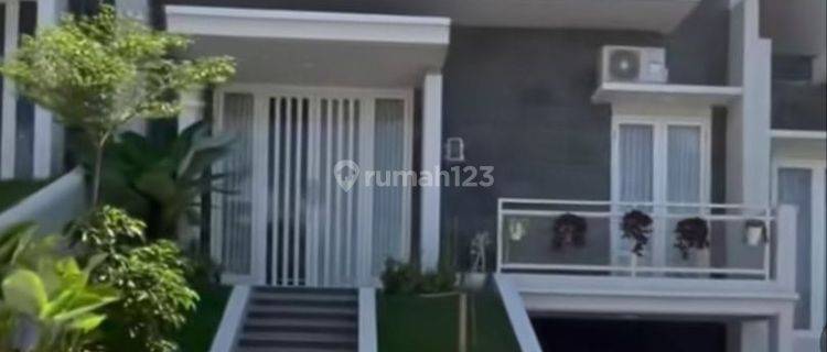 Rumah Villa Dau Dekat Batu 2 Lantai  1