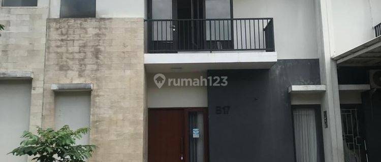 Ciracas Dalam Townhouse Disewakan,ada Taman Belakang 1