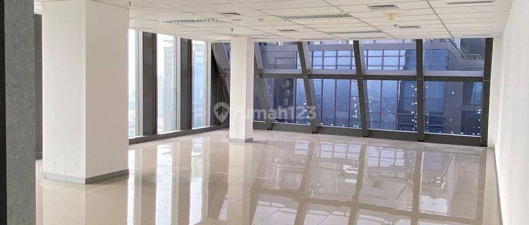 Office Space L'Avenue Pancoran 150m² Bagus Terawat  1