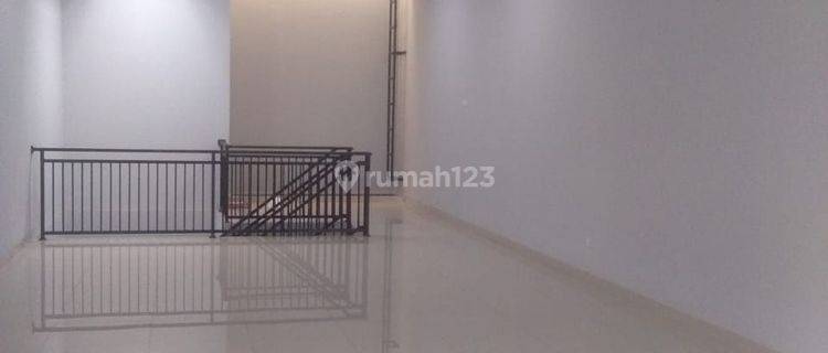 Dijual CEPAT Ruko 2,5 Lantai Pinggir Jalan Harapan Indah Bekasi 1