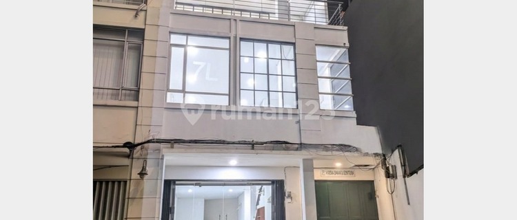 3-Storey Shop House in Arjuna Utara, Good and New, 300M, Year, Grogol, West Jakarta 1