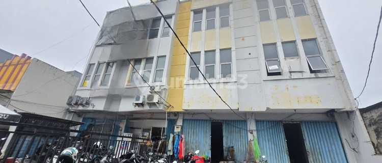 For Rent Fast 4-Unit Row Shop 3.5 Floors on Jl Raya Moh Toha, Tangerang City 1