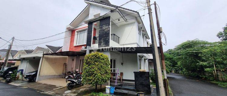 Rumah Full Furnished Lokasi Strategis Di Komplek Beranda Serpong 1