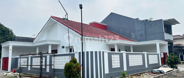 Disewa Cepat Rumah Rapi Siap Huni Posisi Hoek Di Cluster Pinus Taman Royal 1