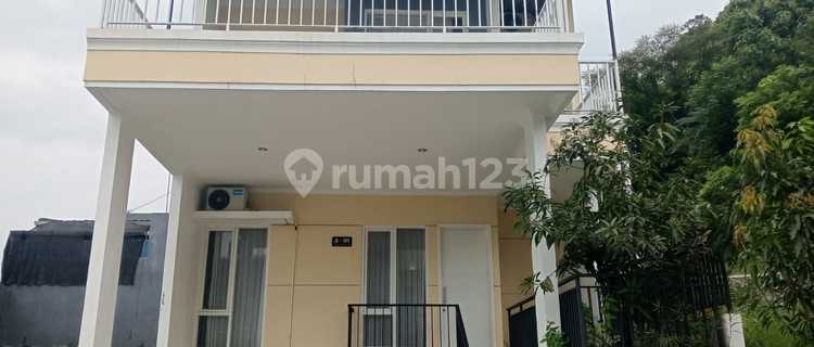 Selling 2-Story House in Siranda View, Semarang 1