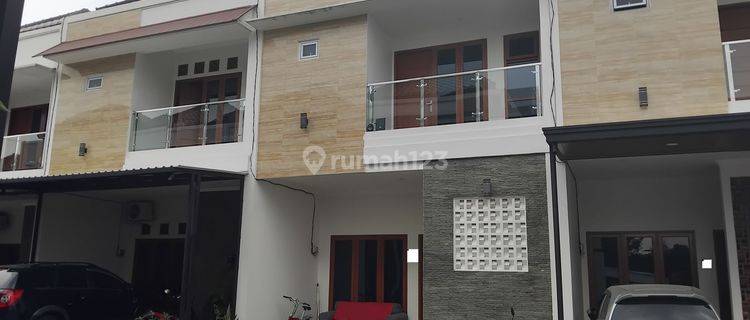 Rumah Minimalis 2 Lt di Bintaro Akses Dekat Stasiun Bebas Banjir J26553 1