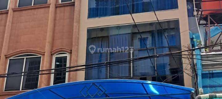 Di Jual Ruko 4,5 lantai Dekat Wilayah Pusat Perbelanjaan Tanah Abang, Siap pakai Bebas banjir 1