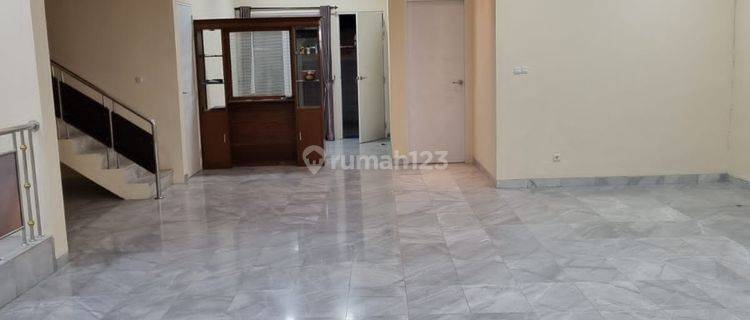 Di Jual Rumah 2,5 Lantai di Sunter, Jalan Lebar Siap Huni 1