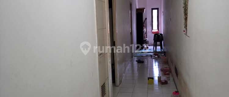 For Quick Sale: 3-Storey Shop House on Jalan Kresek Raya, Jakarta 1