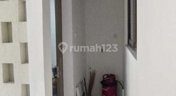 DIJUAL RUMAH 3 LANTAI DI PURI 11 HERITAGE,KARANG TENGAH,TANGERANG 1
